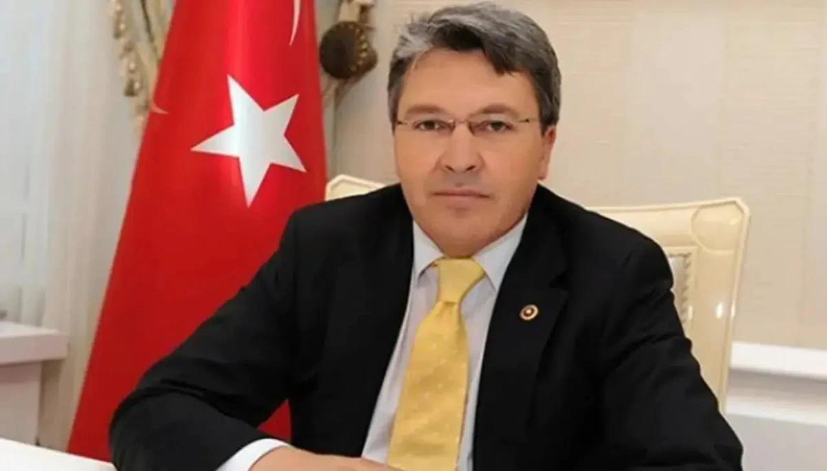 24. D&ouml;nem G&uuml;m&uuml;şhane Milletvekili Feramuz &Uuml;st&uuml;n'&uuml;n Acı G&uuml;n&uuml;