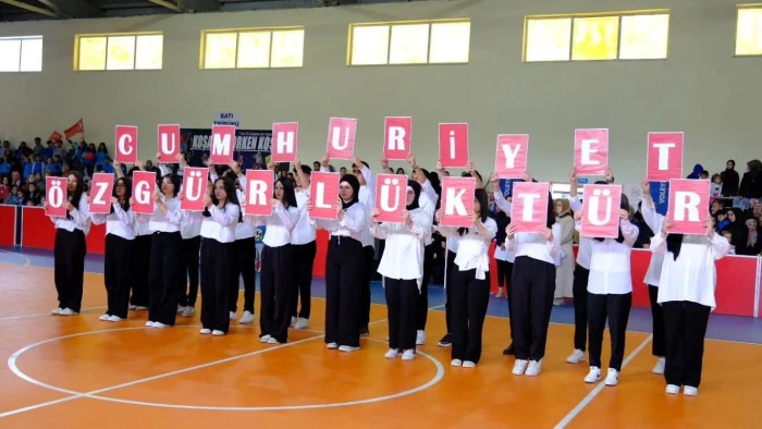 102. Yıl Gururu Şiran’da Coşkuyla Kutlandı