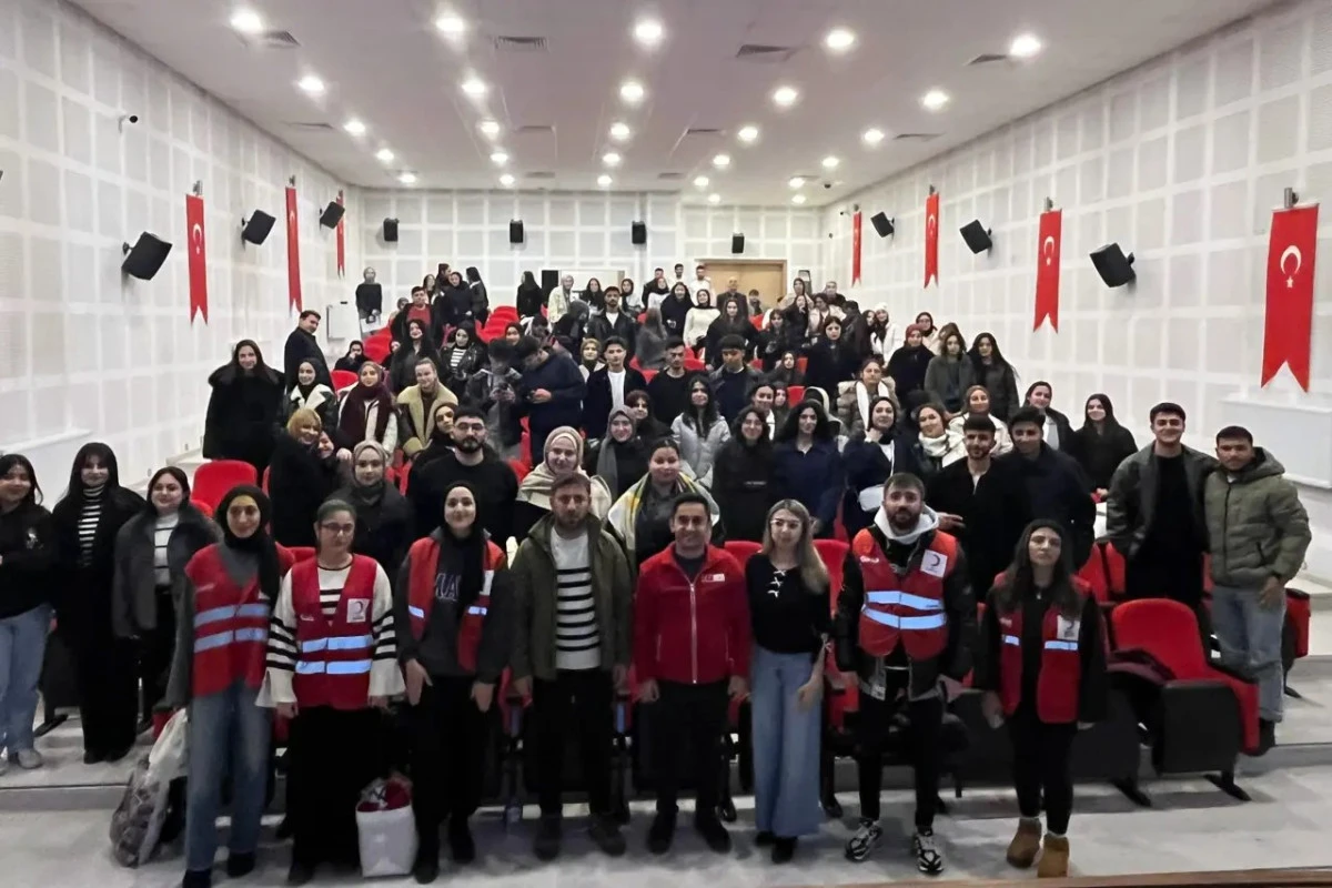 &ldquo;G&ouml;n&uuml;ll&uuml;l&uuml;k S&ouml;yleşileri&rdquo; Kapsamında T&uuml;rk Kızılayı Tanıtıldı