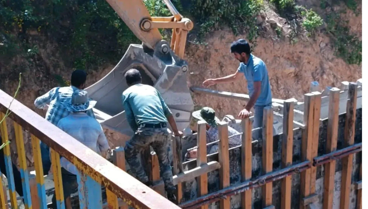 Gümüşhane’de iş kazası: Elektrik akımına kapılan işçi ağır yaralandı