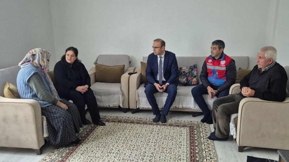 Kaymakam Zeynep Topcu&rsquo;dan 1 Ekim D&uuml;nya Yaşlılar G&uuml;n&uuml; Ziyareti