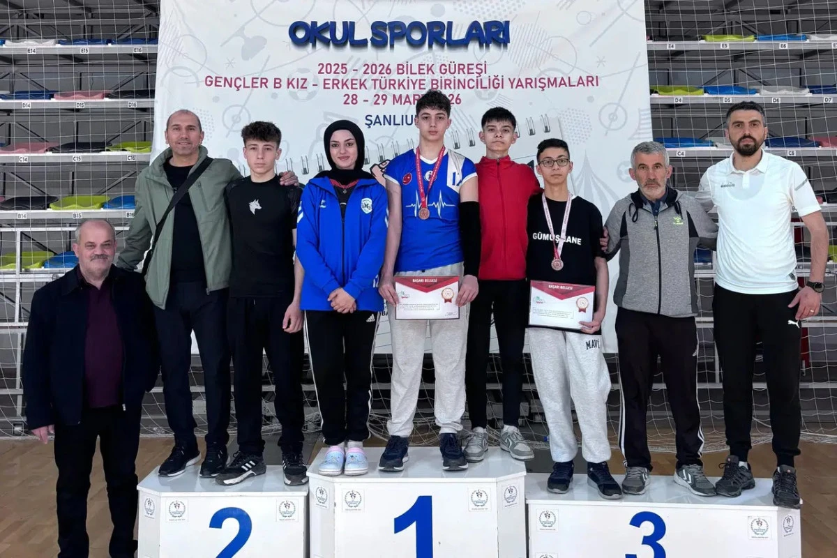 Şanlıurfa&rsquo;da Bileğimiz B&uuml;k&uuml;lmedi! G&uuml;m&uuml;şhaneli Gen&ccedil;lerden T&uuml;rkiye Derecesi Yağmuru