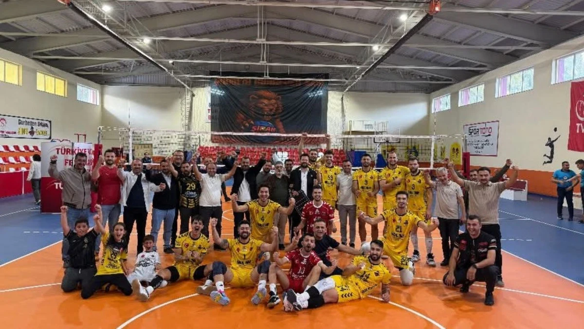 Şiran Akademi Spor Evinde Güldü: 3-1
