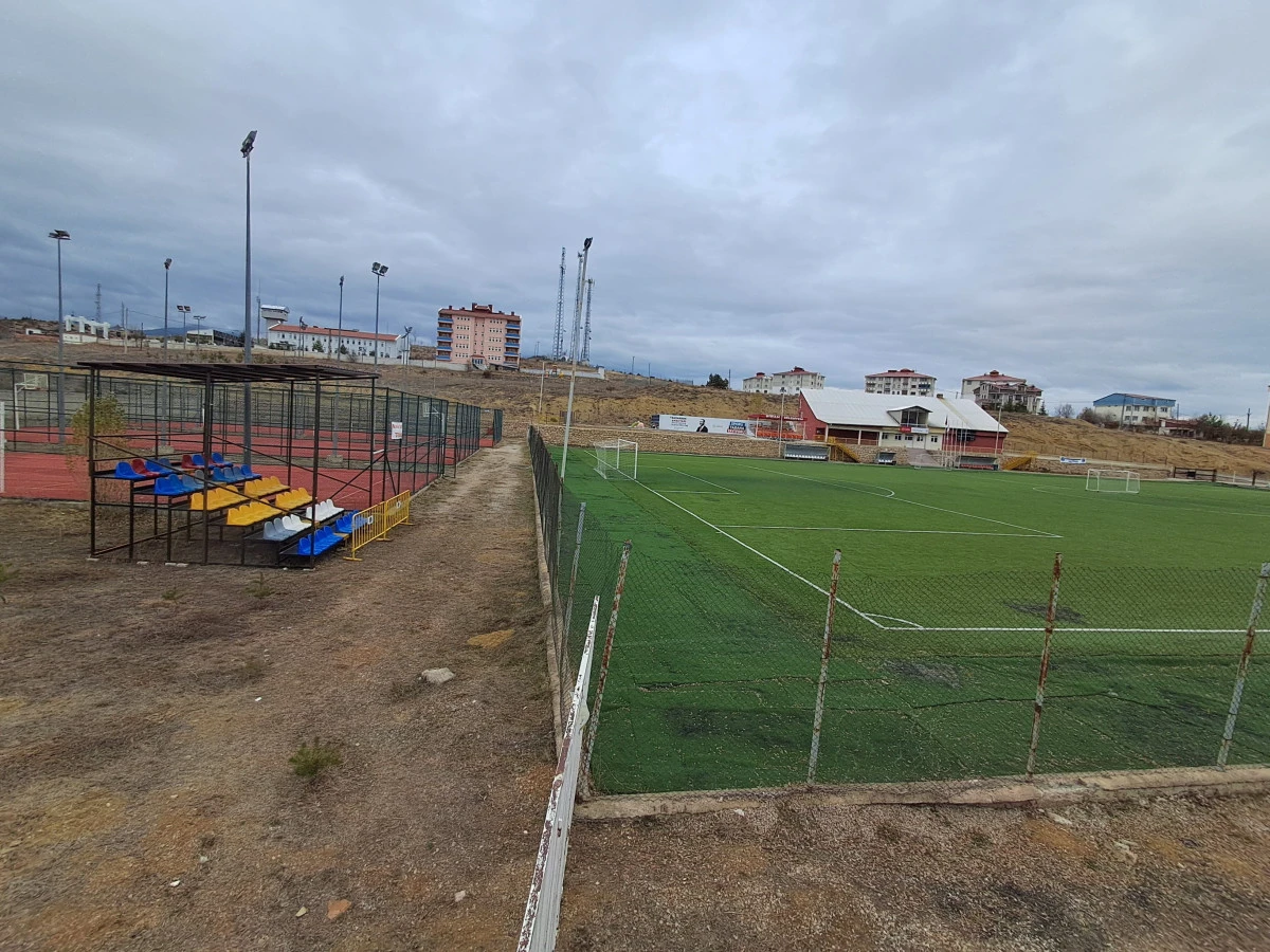 Şiran İlçe Stadı Yenileniyor: Sporseverler İçin Büyük Müjde!