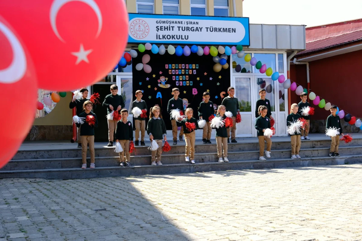 Şiran&rsquo;da İlk&ouml;ğretim Haftası Coşkuyla Kutlandı
