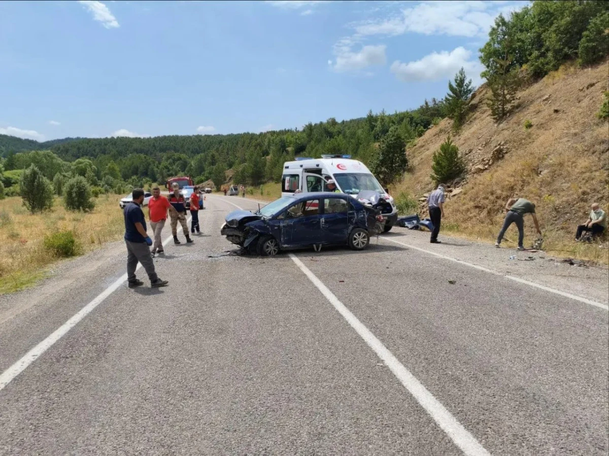 Şiran'da kontrolden çıkan araç metrelerce sürüklendi: 4 yaralı
