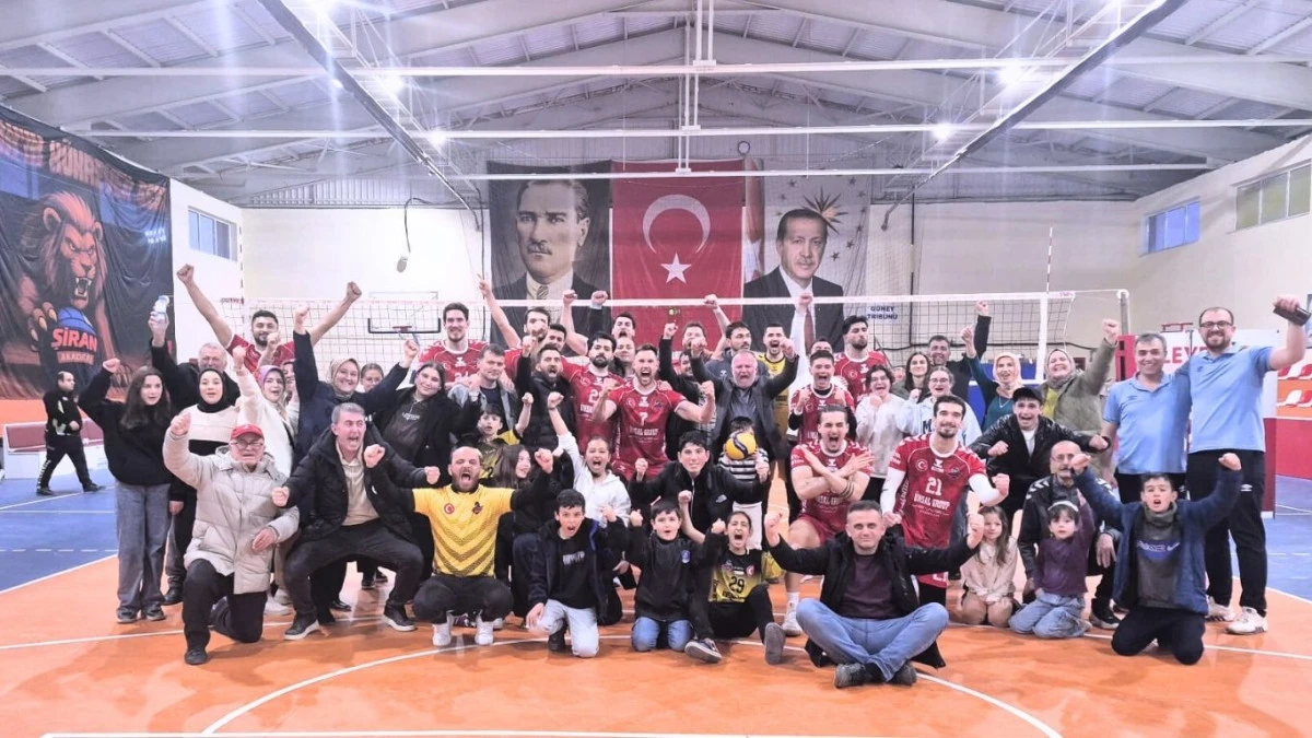 Şiran&rsquo;da Tarihi Geri D&ouml;n&uuml;ş: &Uuml;nsal Group Şiran Akademi Spor Play-Off&rsquo;ta!