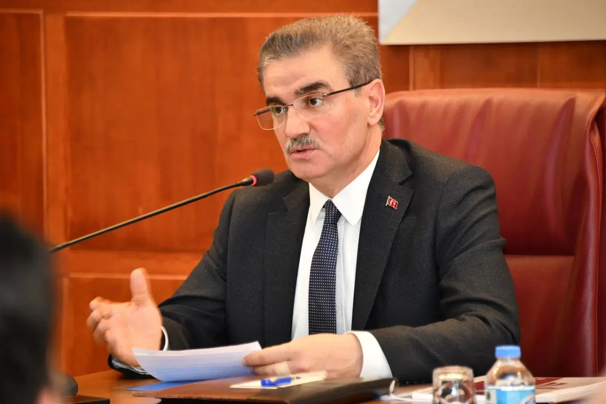 Vali Baruş: &Ccedil;ocuklarımızın geleceği bizim i&ccedil;in &ccedil;ok değerli